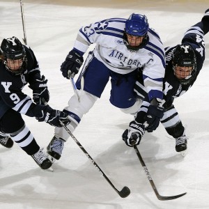 九游app官方下载-德甲焦点战，教练总结比赛亮点，德甲榜首大战