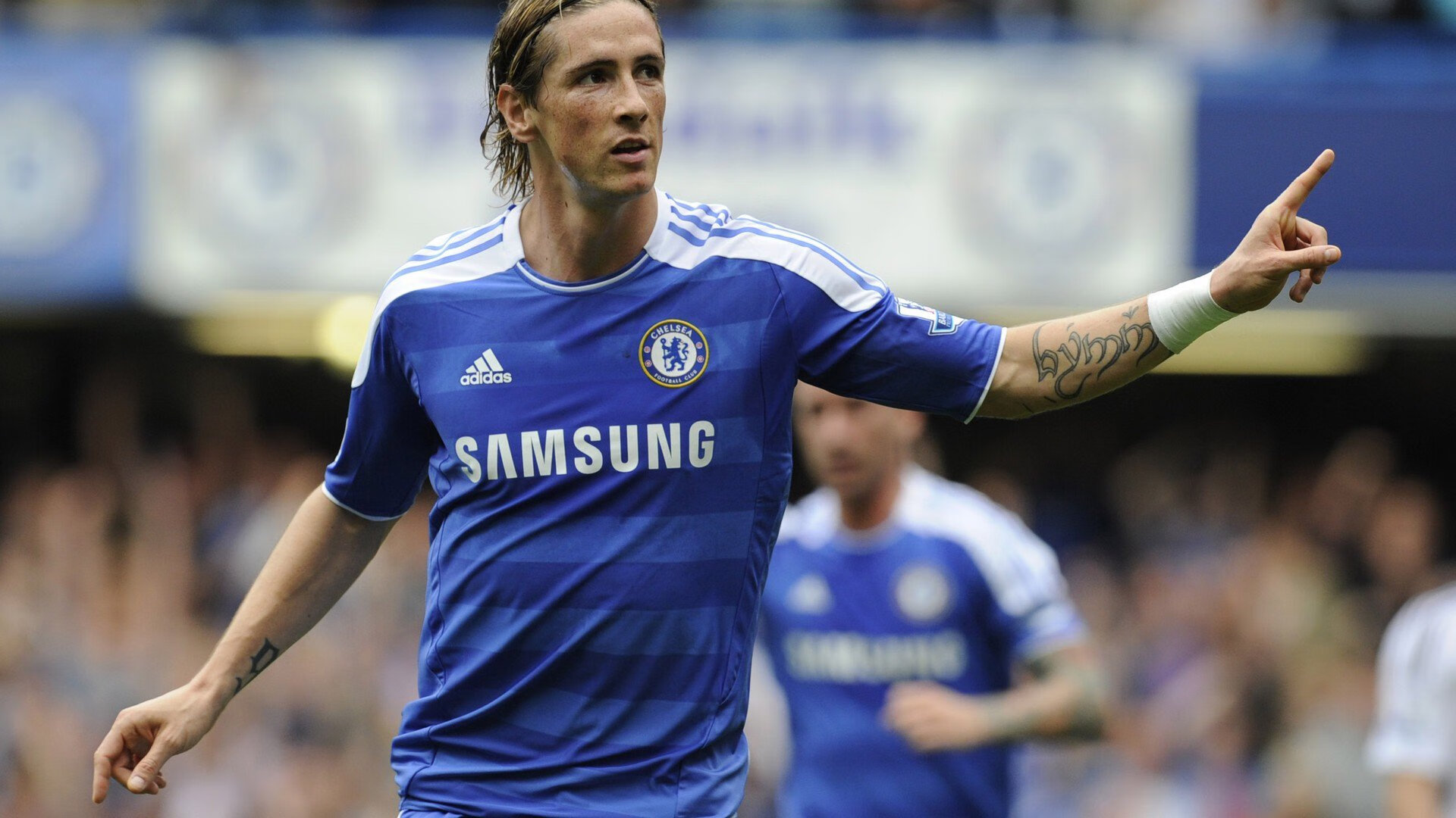 “德甲夺冠集团火拼，胜负悬念究竟归谁？”，德甲连冠