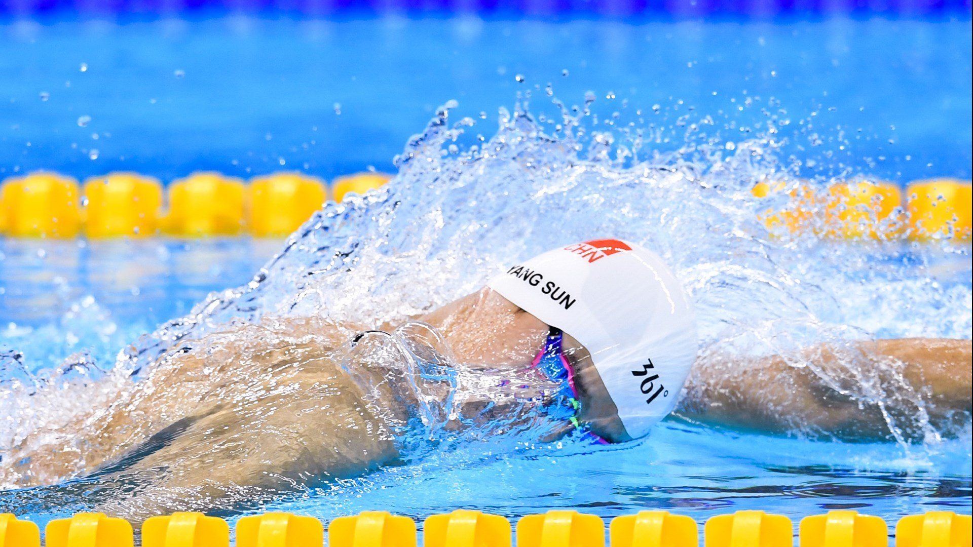 “英超豪门鏖战，冠军悬念逐渐揭晓”，英超新豪门