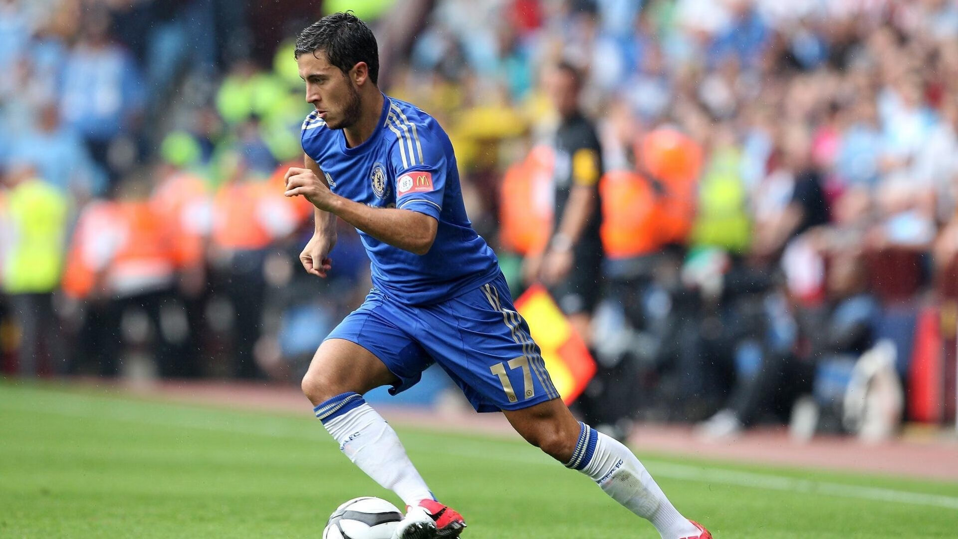 《虚拟货币在电竞中的应用：机遇与潜在风险》