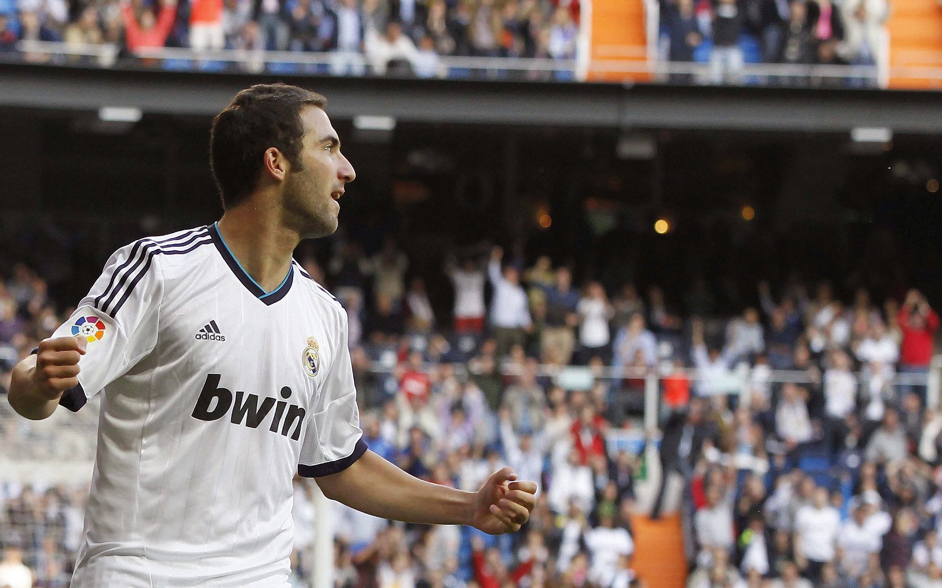 汉堡球队客场虽负，仍然确保德甲保级，汉堡球队客场虽负,仍然确保德甲保级